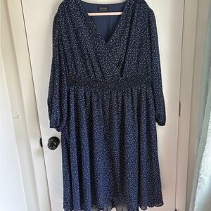 BloomChic Long Sleeve Midi Dress with White Dots | Size: 22/24 | Color: Navy